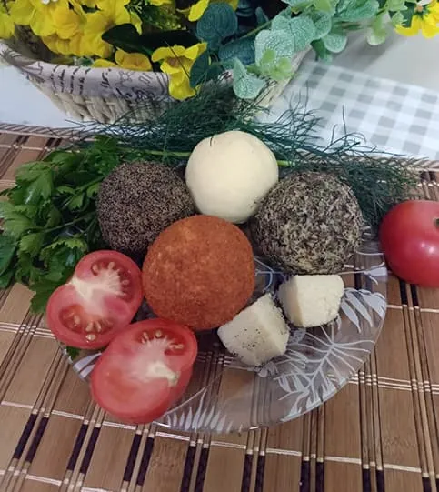 Сыр «Проволоне» с черным перцем, 1кг